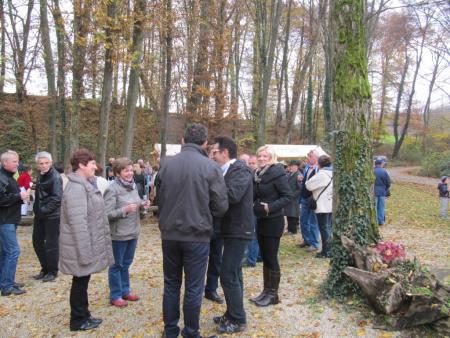 Sprejem gostov iz Velikih Lašč in dvig zastave v čast Šafarskemu v okviru vseslovenske akcije Moja dežela-lepa in gostoljubna 10